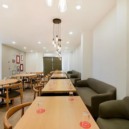 Hotel Townhouse The Awadh Airport Near Chaudhary Charan Singh International Airport Bijnaur Zewnętrze zdjęcie