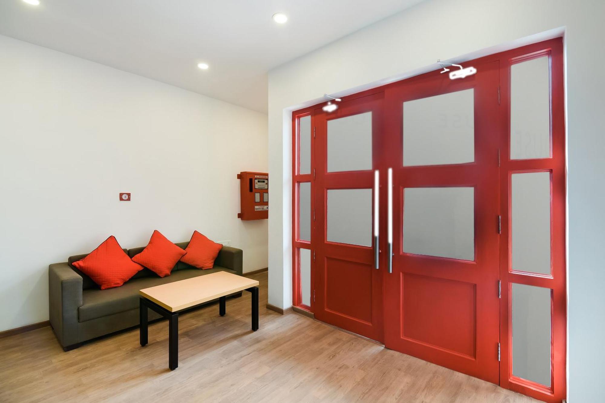 Hotel Townhouse The Awadh Airport Near Chaudhary Charan Singh International Airport Bijnaur Zewnętrze zdjęcie