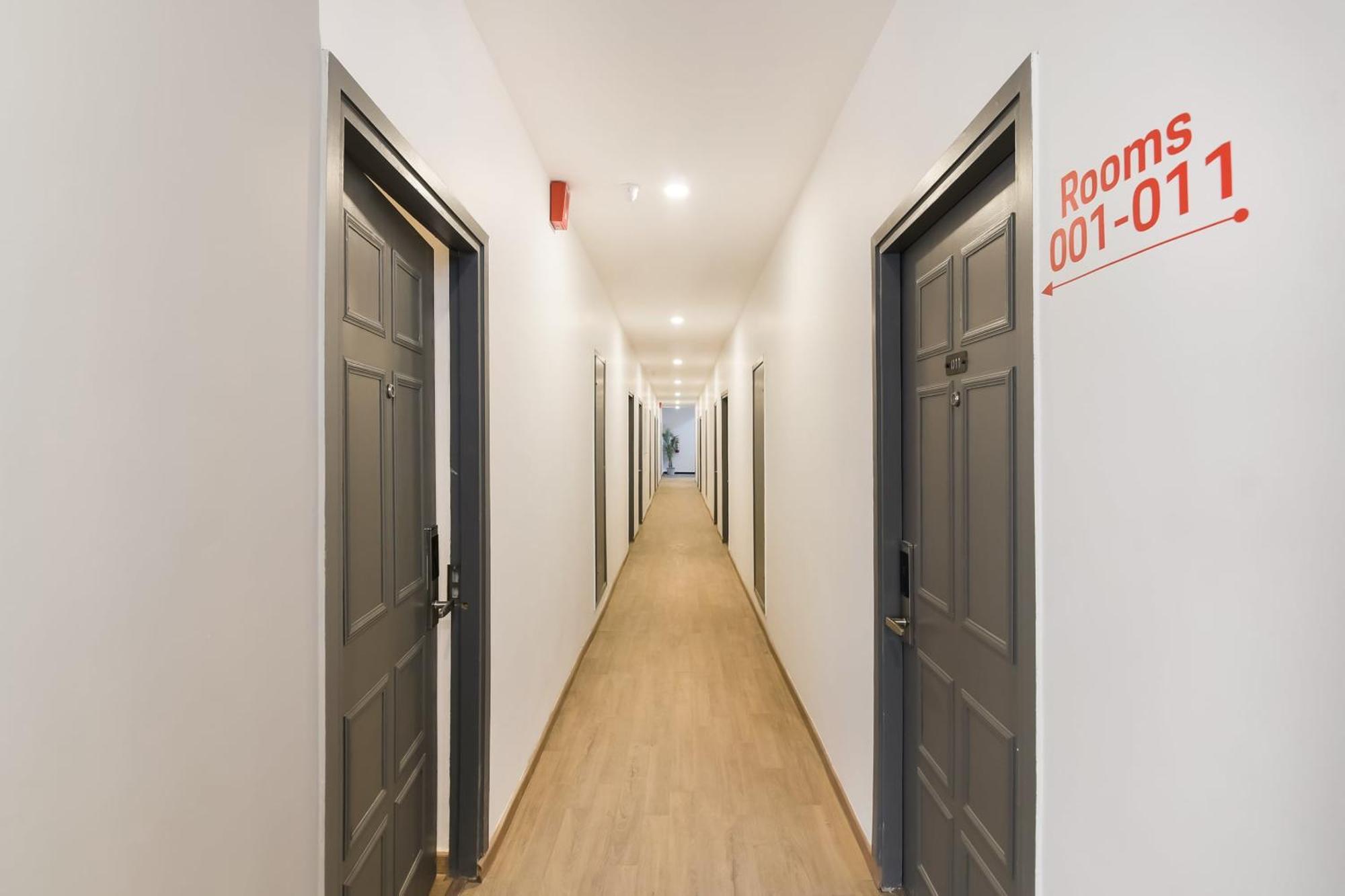 Hotel Townhouse The Awadh Airport Near Chaudhary Charan Singh International Airport Bijnaur Zewnętrze zdjęcie