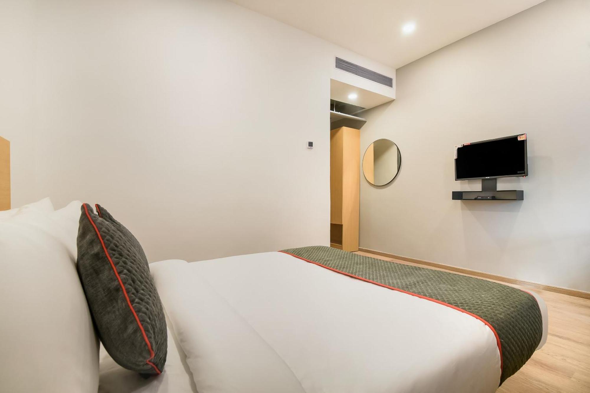 Hotel Townhouse The Awadh Airport Near Chaudhary Charan Singh International Airport Bijnaur Zewnętrze zdjęcie