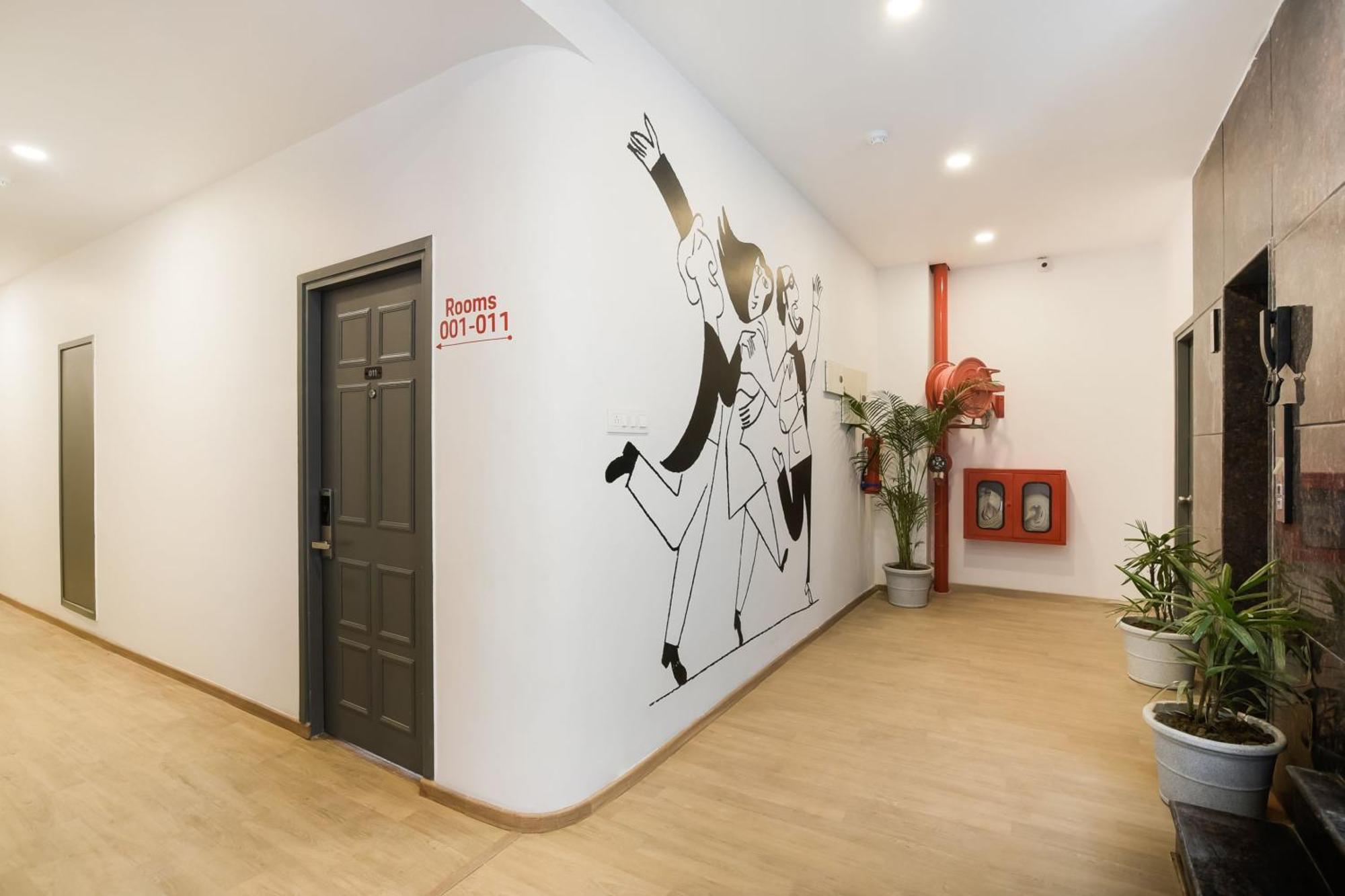 Hotel Townhouse The Awadh Airport Near Chaudhary Charan Singh International Airport Bijnaur Zewnętrze zdjęcie